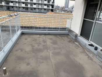 名古屋市 マンション バルコニー 長尺シート工事 一宮市 名古屋市で雨漏り 防水工事の事なら株式会社mtsへ
